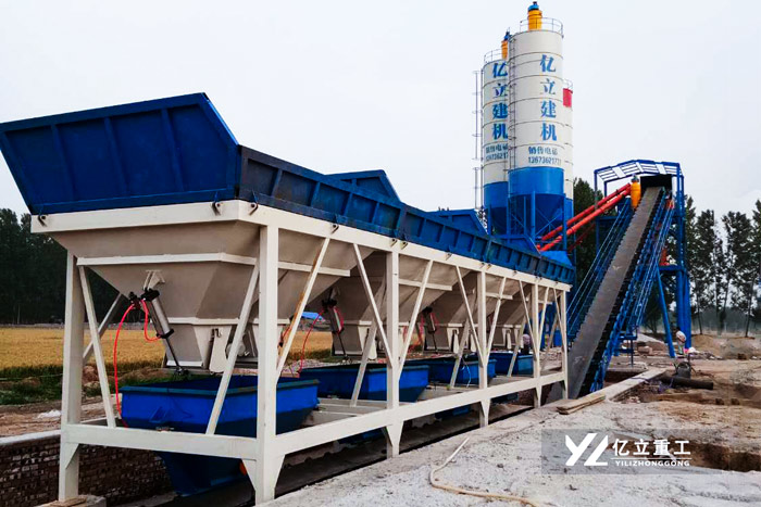 攪拌站設(shè)備用戶生產(chǎn)現(xiàn)場(chǎng)實(shí)拍